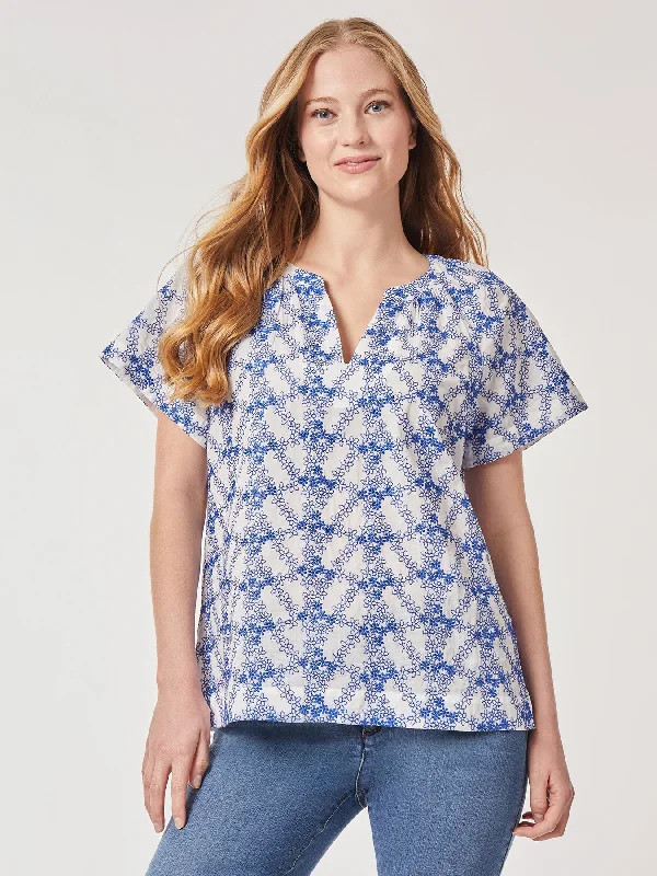 Classic Charm Plus Size Popover Floral Embroidery Short Sleeve Blouse