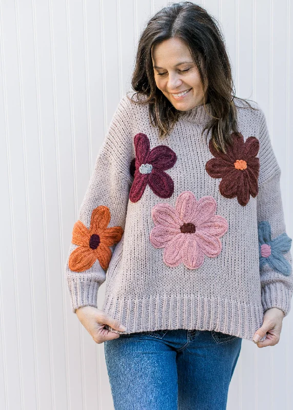 Everyday Glamour Natural Yarn Flowers Sweater