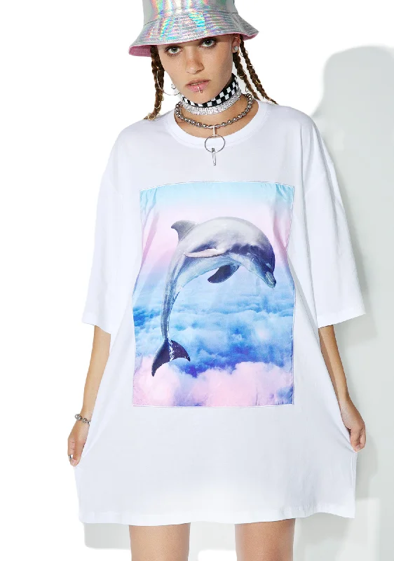 Chic Trends For The Fashion Savvy Dolphin Tee