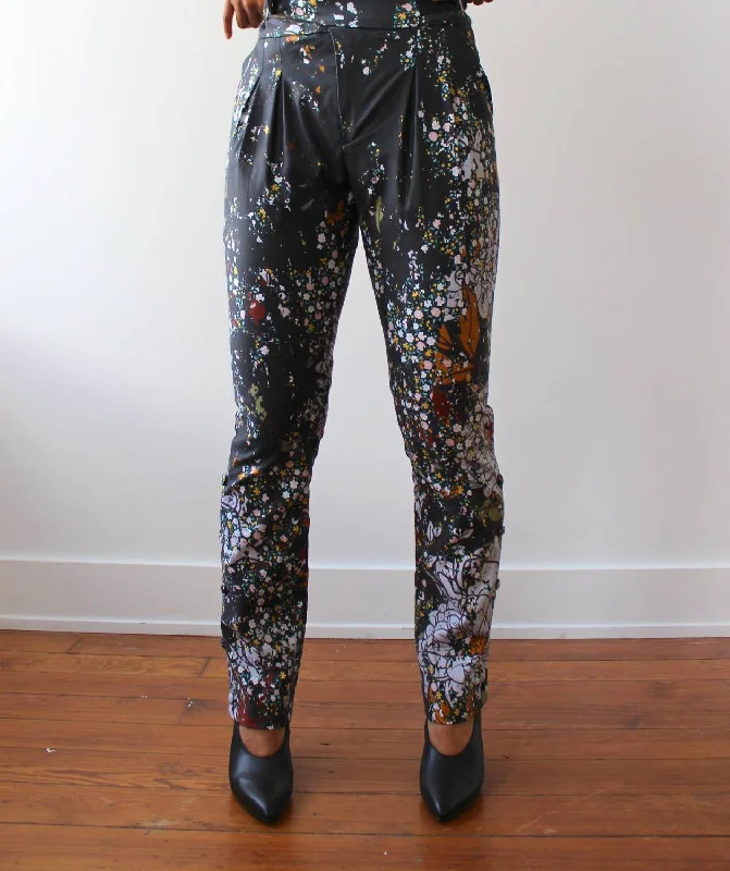 Exclusive Discount Distressed Pleated Pants In Vintage Floral Print