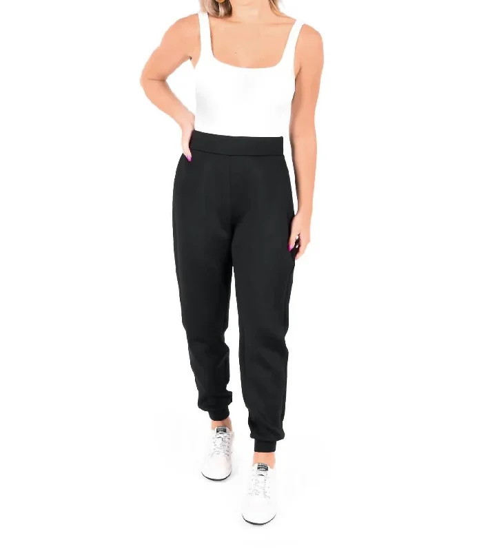 New Styles Just In Downtown Jogger In Noir