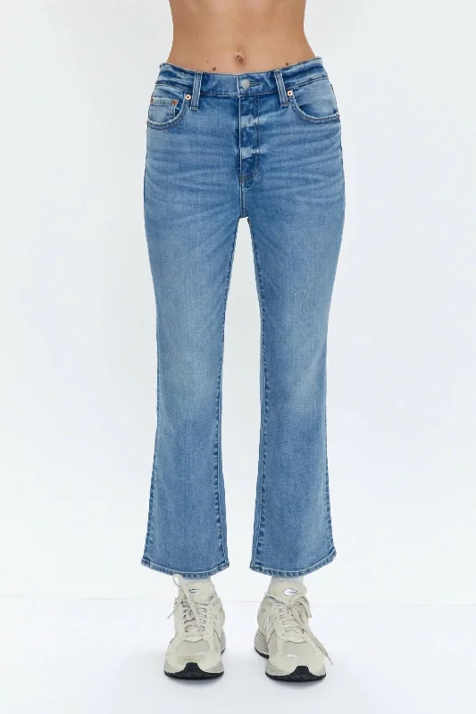 Elegant Ensemble Lennon High-Rise Boot Cut Jeans In London Vintage